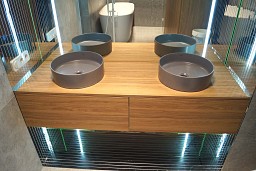 Мебель в ванную на заказ по индивидуальным размерам от производителя «Etude» в Виннице - DSC050551